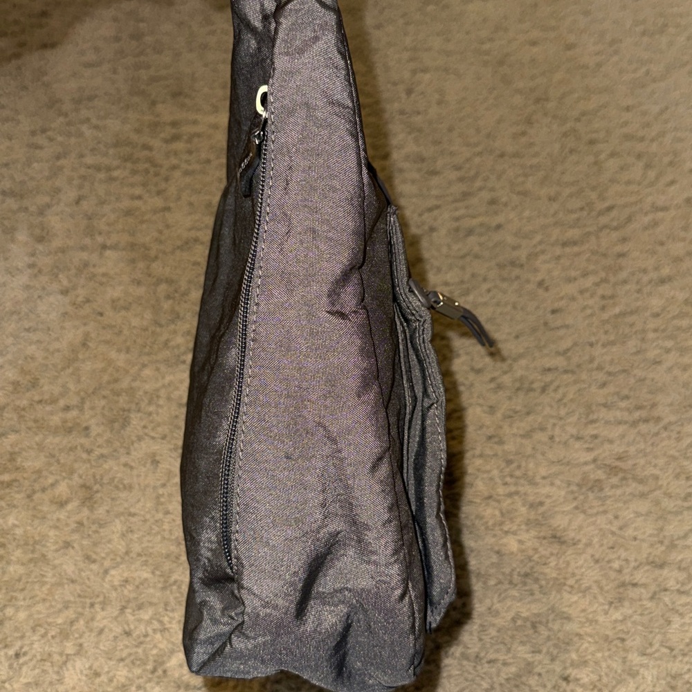 Stylish Gray Shoulder Bag - Baggallini - Picture 8 of 17